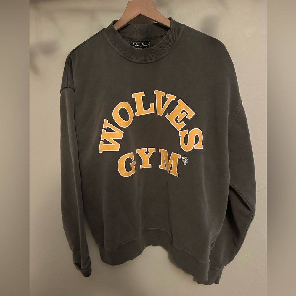 Darc Sport Wolves Club Charcoal Crewneck